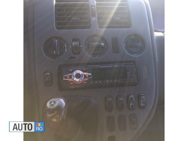 Second-hand Mercedes Vito 112 CP (82 kW) 2004 Visiniu Van