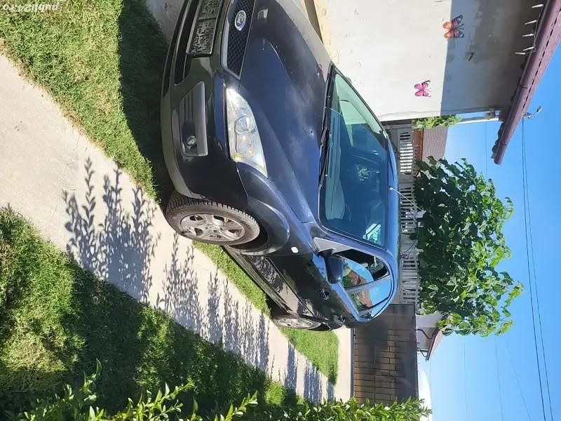 Utilizat 2006 Ford Focus Berlinǎ | 1.200 EUR (Preț bun) - Imagine 1/4