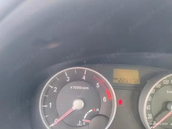 Utilizat 2009 Hyundai Accent Berlinǎ | 3.000 EUR - Imagine 1/4