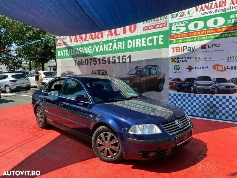 Albastru Utilizat 2001 VW Passat Hatchback | 2.499 EUR (Scump) - Imagine 1/4