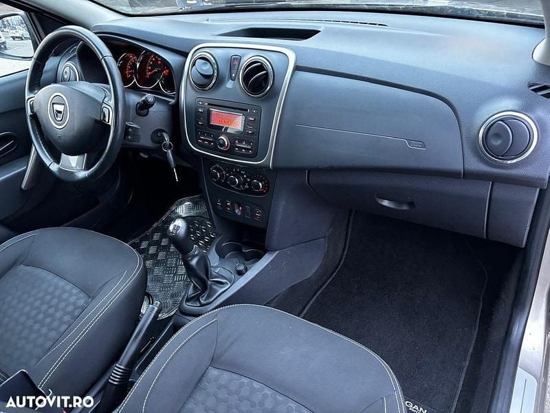 Second-hand Dacia Logan Lauréate 90 CP (66 kW) 2014 Culoaregri Break