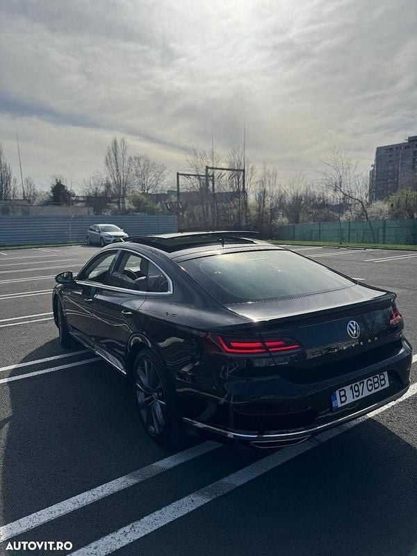 Culoarenegru Utilizat 2019 VW Arteon Elegance Hatchback | 16.999 EUR (Super Preț) - Imagine 1/4