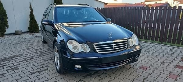 Utilizat 2006 Mercedes C220 Avantgarde Break | 1.500 EUR (Super Preț) - Imagine 1/4