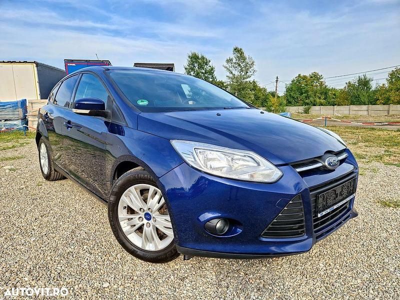 Culoarealbastru Utilizat 2011 Ford Focus SYNC Edition Hatchback | 4.200 EUR (Preț OK) - Imagine 1/4