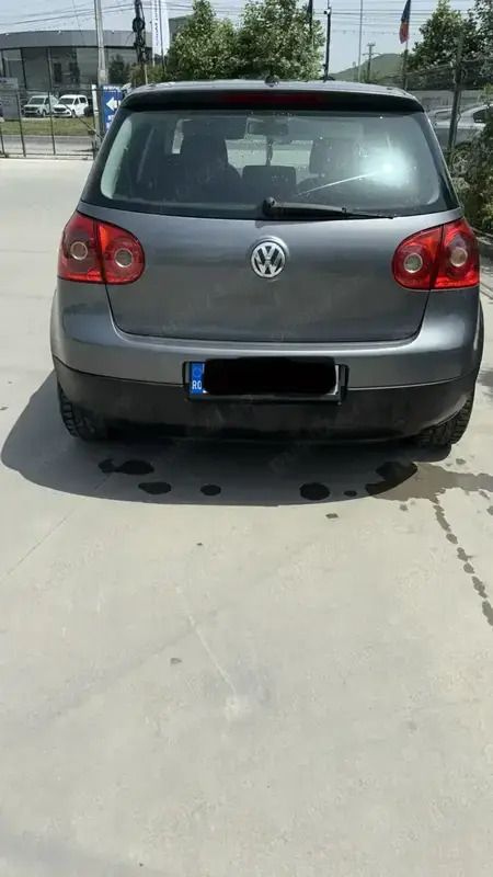 Utilizat 2006 VW Golf V Hatchback | 3.200 EUR (Preț OK) - Imagine 1/2