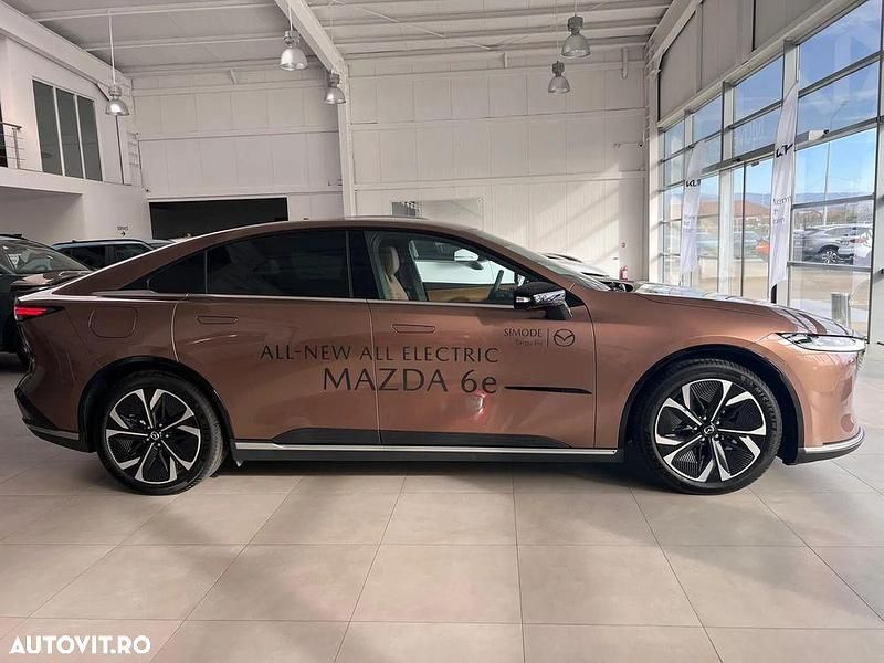 Nouă Mazda 6e Takumi-Line 189 kW (258 CP) 2025 Culoaremaro Berlinǎ