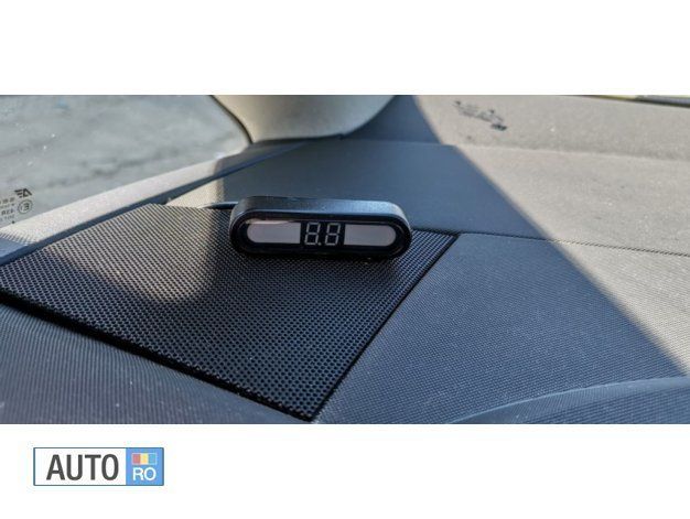 Second-hand VW Sharan 115 CP (84 kW) 2002 Argintiu Monovolum