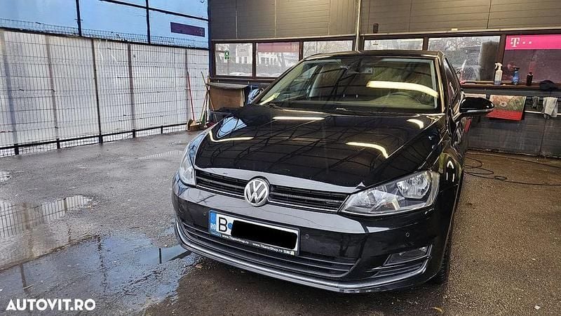 Culoarenegru Utilizat 2015 VW Golf VII Trendline Hatchback | 8.250 EUR (Preț OK) - Imagine 1/4