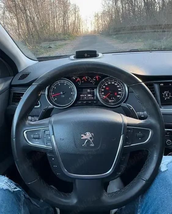 Utilizat 2012 Peugeot 508 Berlinǎ | 4.300 EUR (Super Preț) - Imagine 1/4