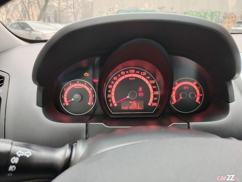 Second-hand Kia Ceed 90 CP (66 kW) 2011 Gri Hatchback