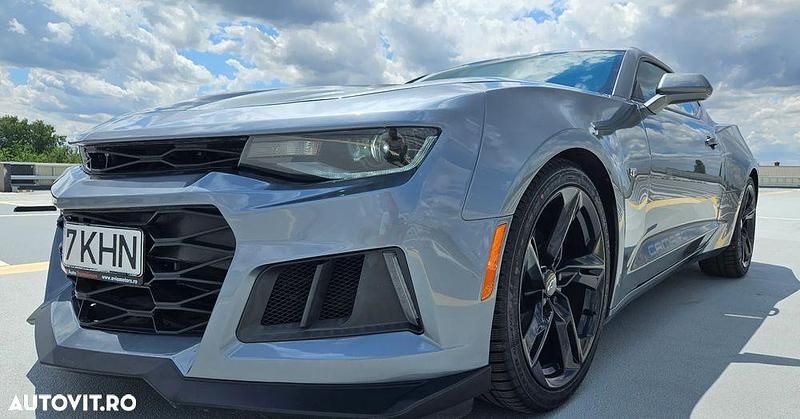 Gri Utilizat 2020 Chevrolet Camaro Coupe | 28.700 EUR - Imagine 1/4