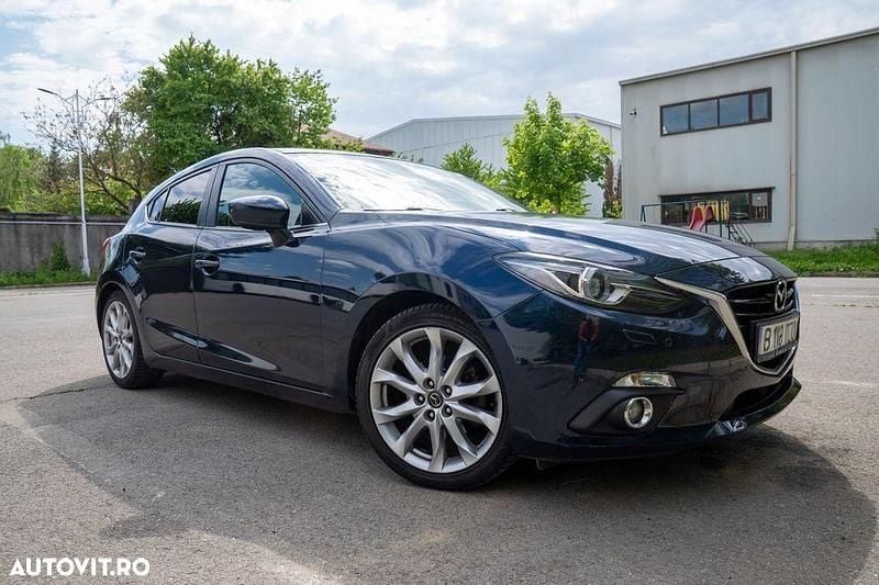 Culoarealbastru Utilizat 2015 Mazda 3 Hatchback | 12.100 EUR (Preț OK) - Imagine 1/4