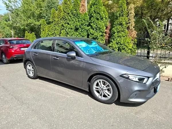 Second-hand Mercedes A180 85 CP (62 kW) 2018 Gri Berlinǎ