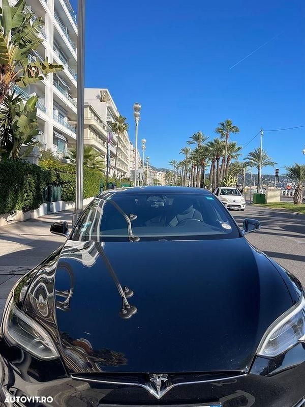 Culoarenegru Utilizat 2018 Tesla Model S Hatchback | 19.200 EUR - Imagine 1/4