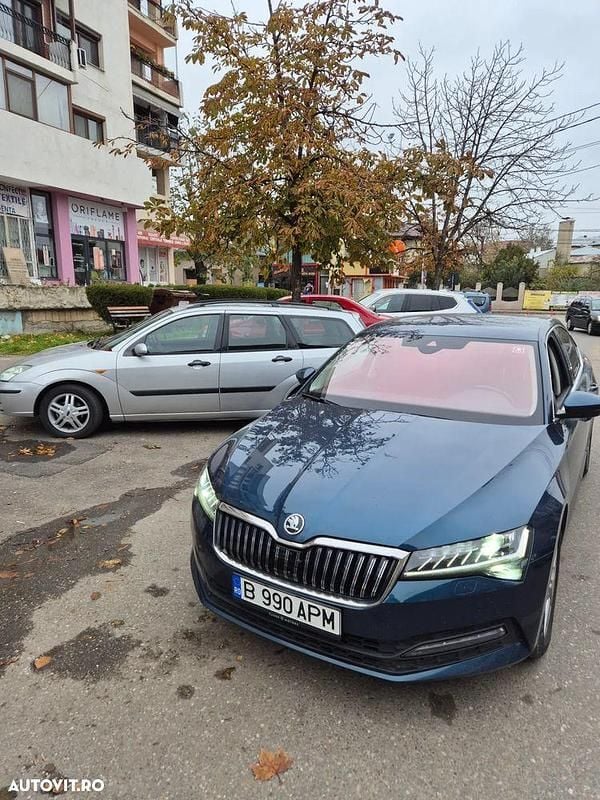 Culoarealbastru Second-hand 2020 Skoda Superb Ambition Berlinǎ | 17.100 EUR (Preț OK) - Imagine 1/4
