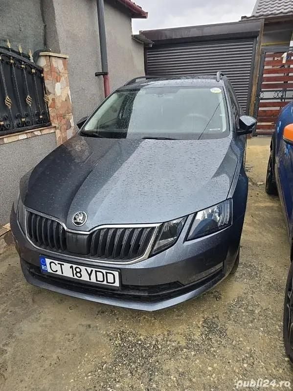 Gri Utilizat 2018 Skoda Octavia Berlinǎ | 10.000 EUR (Preț bun) - Imagine 1/4