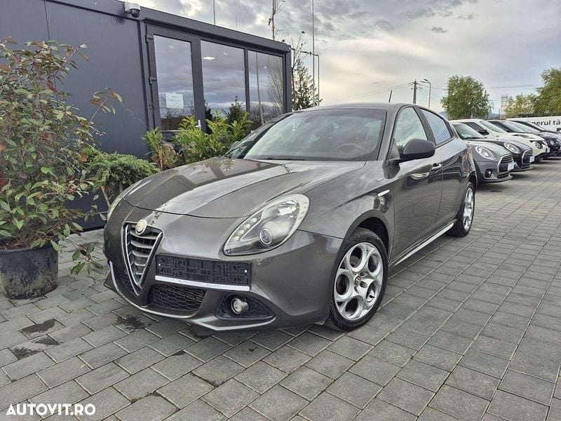 Culoaregri Utilizat 2015 Alfa Romeo Giulietta Coupe | 6.499 EUR - Imagine 1/4