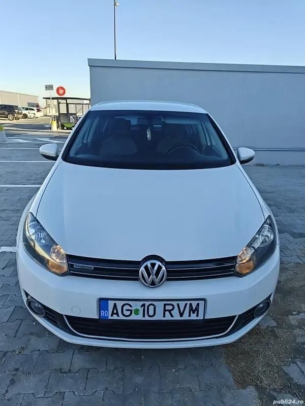 Alb Utilizat 2009 VW Golf VI Hatchback | 3.999 EUR (Preț OK) - Imagine 1/4