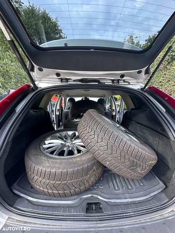 Culoaregri Utilizat 2009 Volvo XC60 Summum SUV | 7.500 EUR (Preț OK) - Imagine 1/4