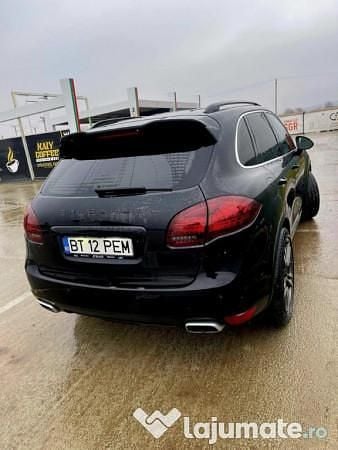 Second-hand Porsche Cayenne 245 CP (180 kW) 2012 SUV