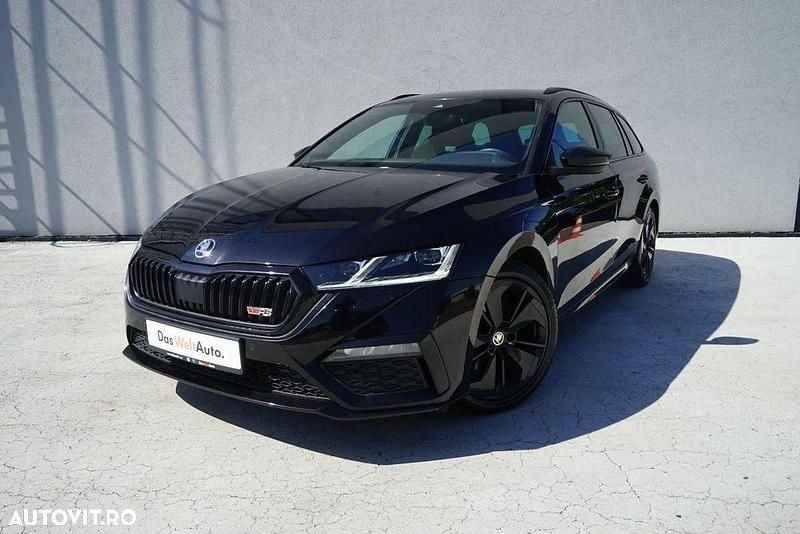 Negru metalic perleffect Utilizat 2021 Skoda Octavia RS Break | 26.200 EUR (Puțin scump) - Imagine 1/4