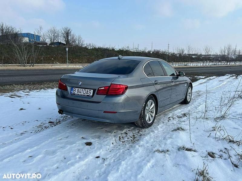 Culoaregri Second-hand 2013 BMW 525 Comfort Edition Berlinǎ | 11.400 EUR (Preț OK) - Imagine 1/4