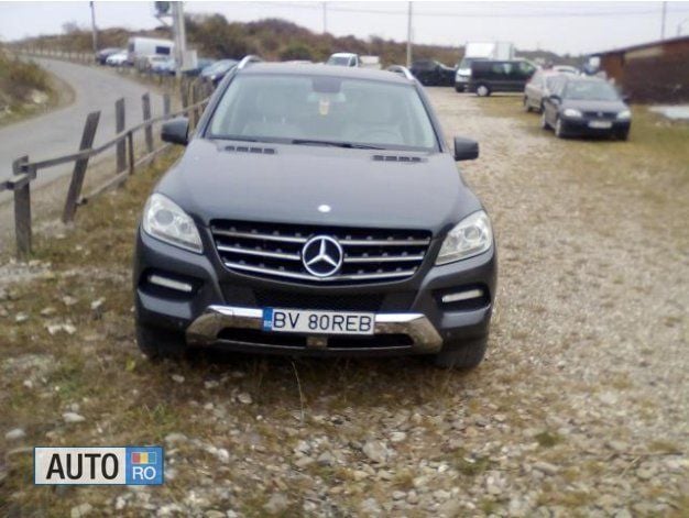 Utilizat 2012 Mercedes ML320 SUV | 25.000 EUR - Imagine 1/4