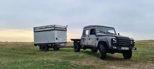 Second-hand Land Rover Defender 89 kW (122 CP) 2012 Monovolum