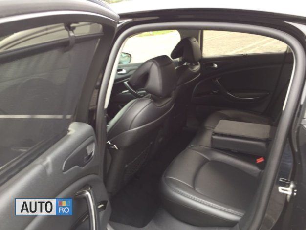 Second-hand Citroën C5 204 CP (150 kW) 2011 Negru Berlinǎ