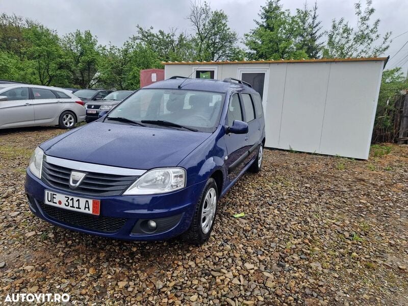 Albastru Utilizat 2009 Dacia Logan MCV Lauréate Break | 2.990 EUR (Puțin scump) - Imagine 1/4