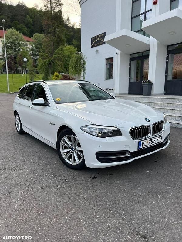 Culoarealb Utilizat 2014 BMW 520 Break | 10.250 EUR (Preț bun) - Imagine 1/4