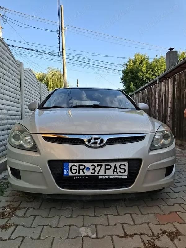 Utilizat 2008 Hyundai i30 Hatchback | 2.500 EUR (Preț bun) - Imagine 1/4