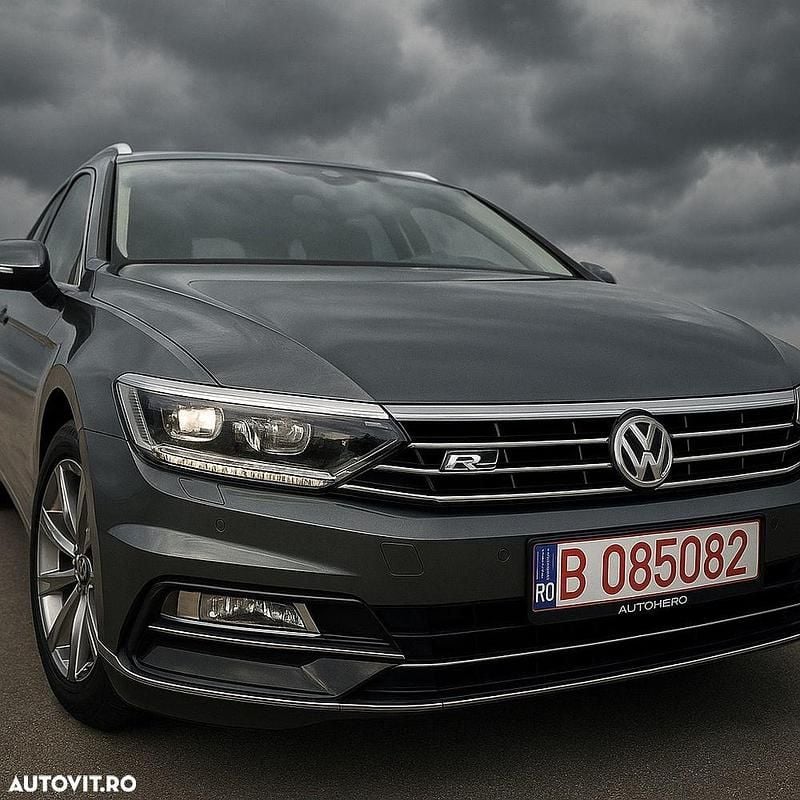 Culoaregri Utilizat 2016 VW Passat Highline Break | 12.900 EUR (Super Preț) - Imagine 1/4