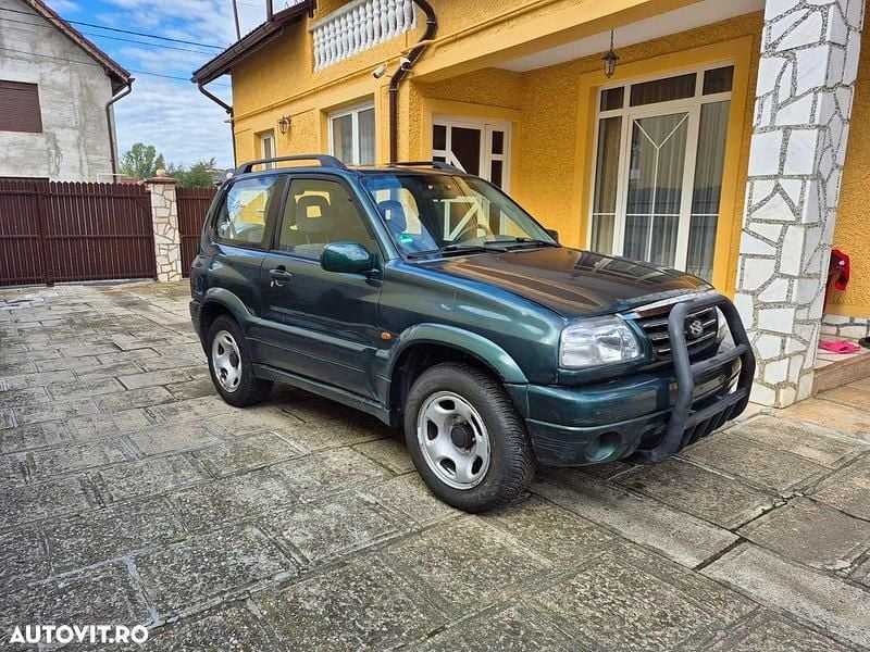 Culoareverde Utilizat 2002 Suzuki Grand Vitara Comfort SUV | 3.300 EUR - Imagine 1/4