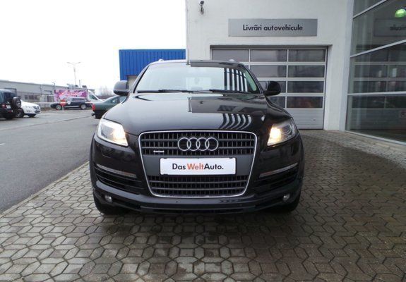 Negru Utilizat 2008 Audi Q7 SUV | 12.500 EUR - Imagine 1/4