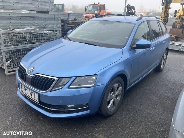 Culoarealbastru Second-hand 2018 Skoda Octavia Ambition Break | 9.100 EUR (Super Preț) - Imagine 1/4
