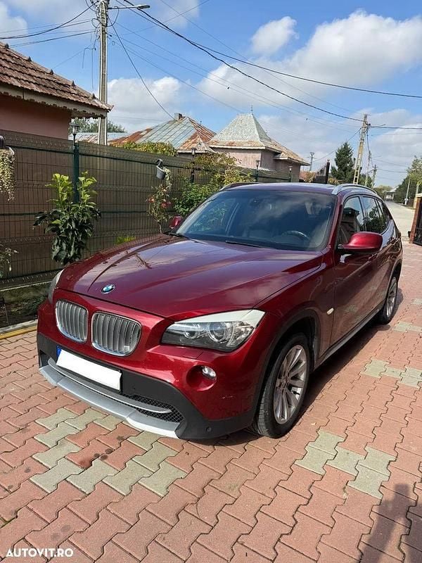 Culoarerosu Utilizat 2010 BMW X1 SUV | 8.900 EUR (Preț OK) - Imagine 1/4