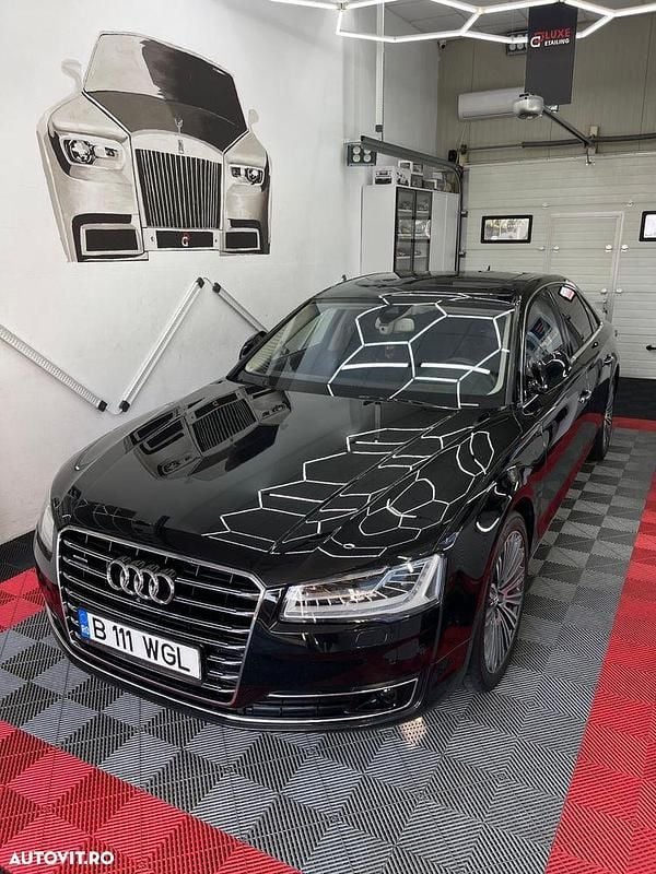 Culoarenegru Utilizat 2017 Audi A8L Berlinǎ | 36.500 EUR (Preț OK) - Imagine 1/4