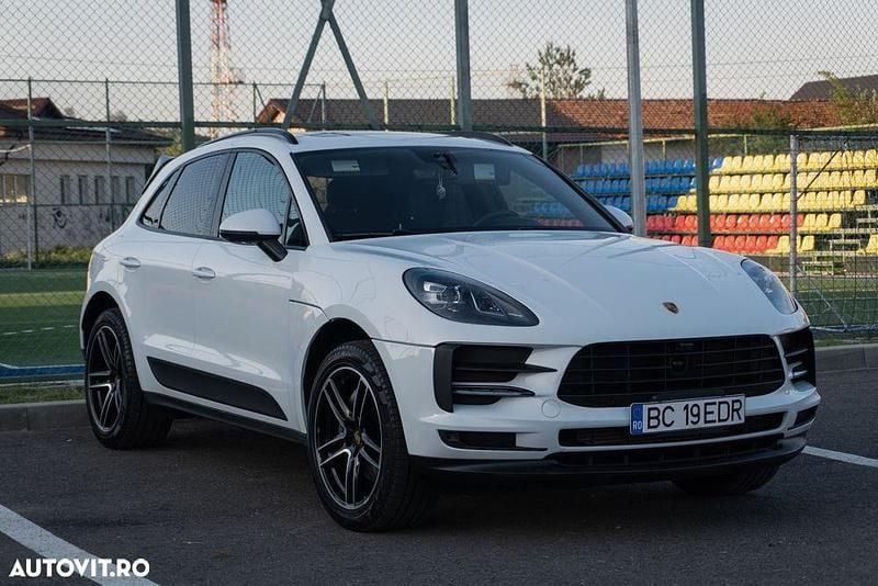 Alb Utilizat 2021 Porsche Macan SUV | 46.000 EUR (Super Preț) - Imagine 1/4