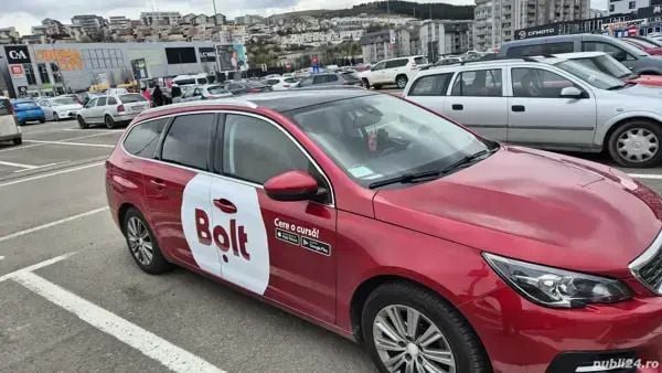 Second-hand Peugeot 308 130 CP (95 kW) 2018 Rosu Break