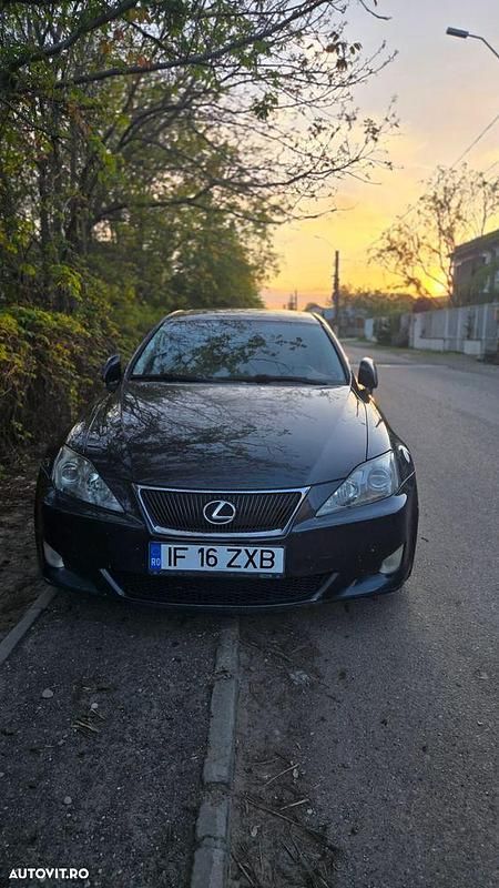 Culoaregri Utilizat 2007 Lexus IS250 Executive Line Berlinǎ | 4.800 EUR - Imagine 1/4
