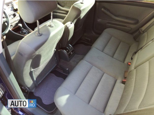 Second-hand Audi A6 150 CP (110 kW) 2000 Albastru Break