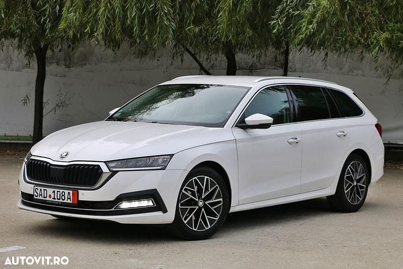 Culoarealb Second-hand 2022 Skoda Octavia SportLine Break | 16.450 EUR (Preț bun) - Imagine 1/4