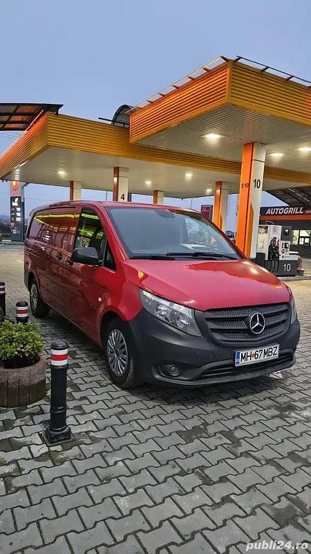 Rosu Second-hand 2016 Mercedes Vito Van | 11.500 EUR (Preț bun) - Imagine 1/4