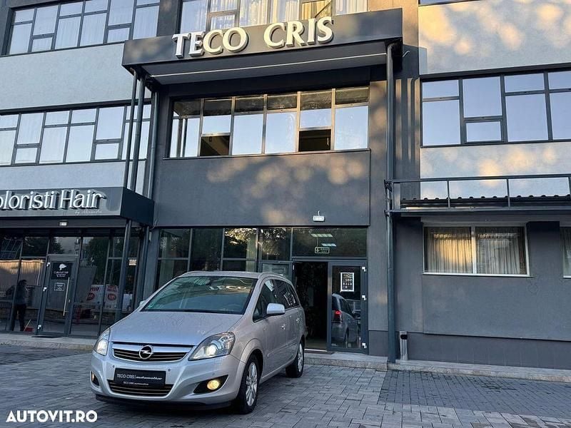 Culoareargint Utilizat 2012 Opel Zafira Edition Monovolum | 4.690 EUR (Preț OK) - Imagine 1/4