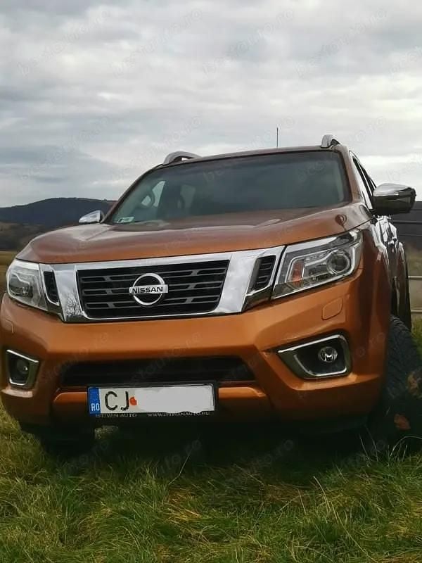 Culoareportocaliu Utilizat 2016 Nissan Navara Tekna Pickup | 19.000 EUR (Preț OK) - Imagine 1/4
