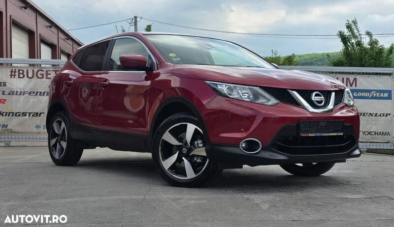 Rosu Utilizat 2014 Nissan Qashqai N-Connecta SUV | 11.999 EUR (Puțin scump) - Imagine 1/4