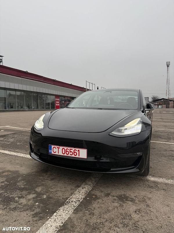 Second-hand Tesla Model 3 334 kW (455 CP) 2019 Culoarenegru Berlinǎ