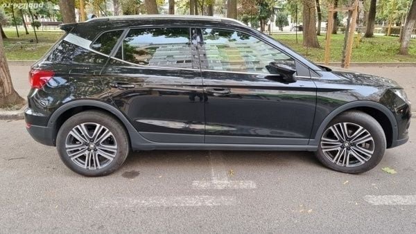Utilizat 2020 Seat Arona SUV | 11.999 EUR (Super Preț) - Imagine 1/4