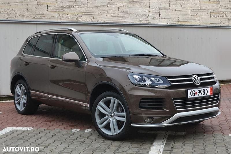 Culoaremaro Utilizat 2014 VW Touareg Edition SUV | 14.750 EUR (Super Preț) - Imagine 1/4
